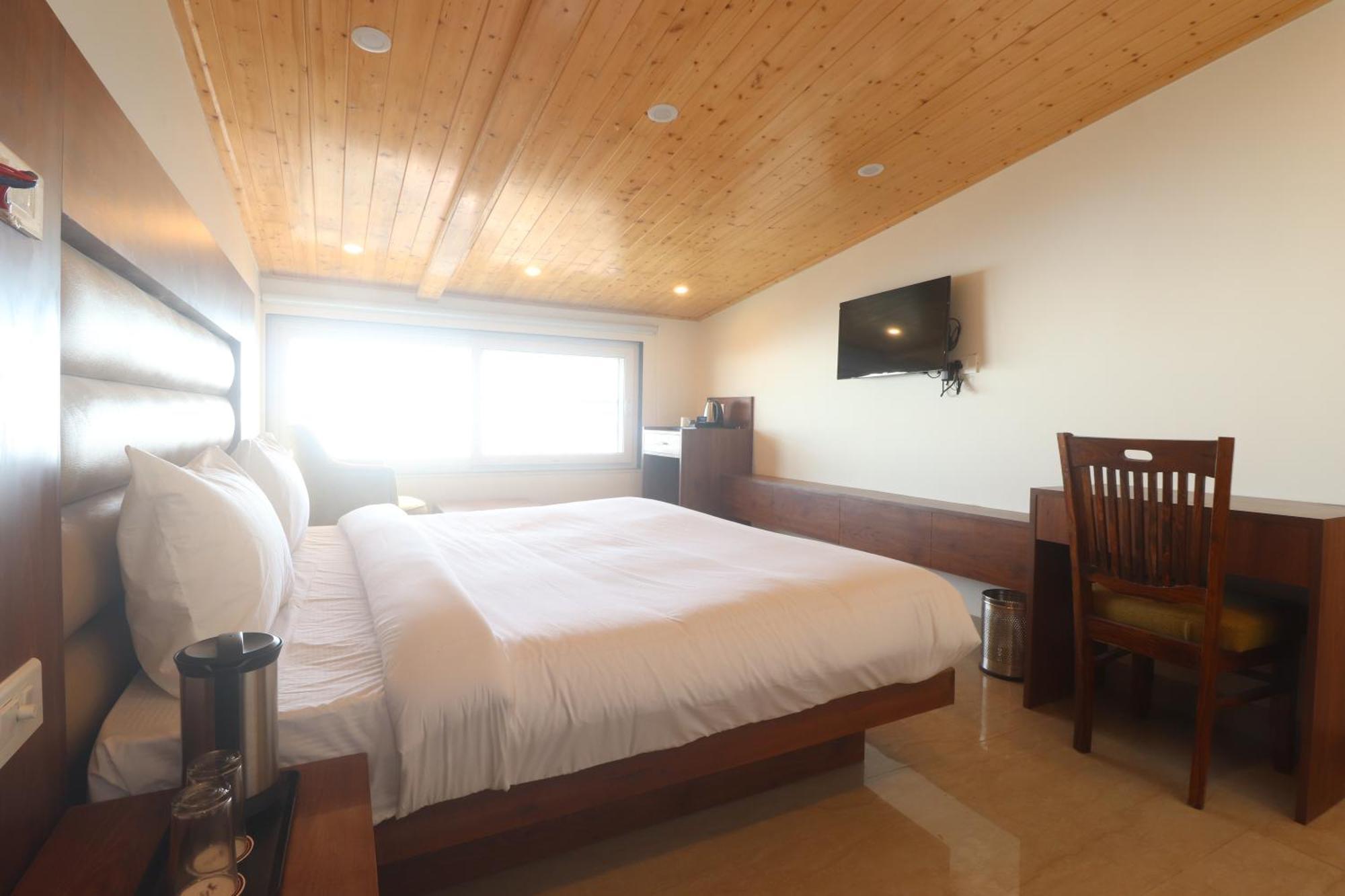 Hotel Mussoorie Heights Dehradun Esterno foto